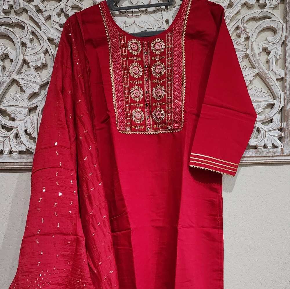 Sanu 3 piece kurthi set!